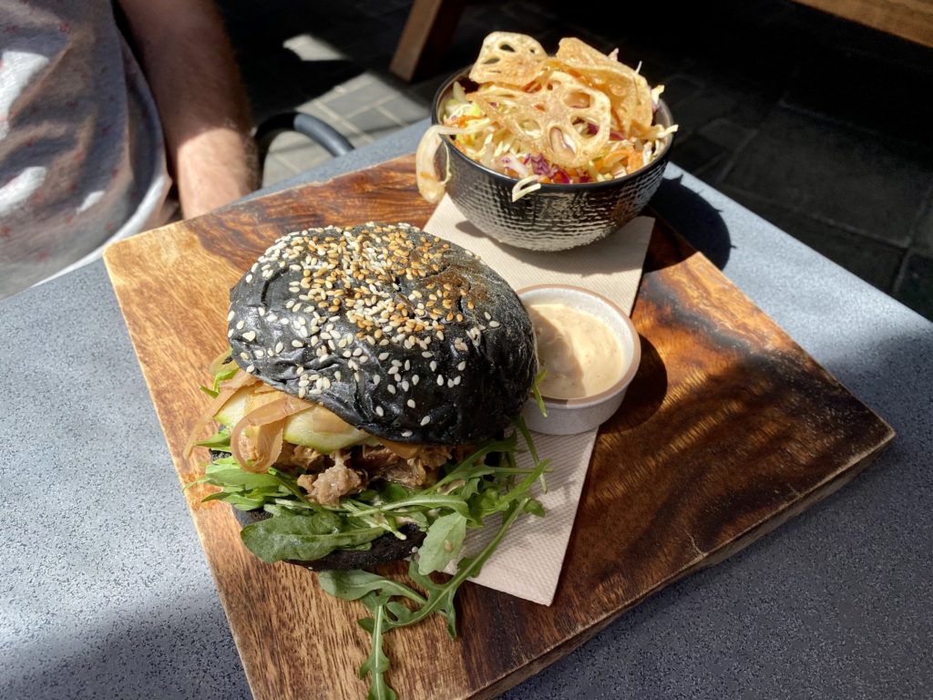 best cafes in queenstown: burger at the exchange cafe