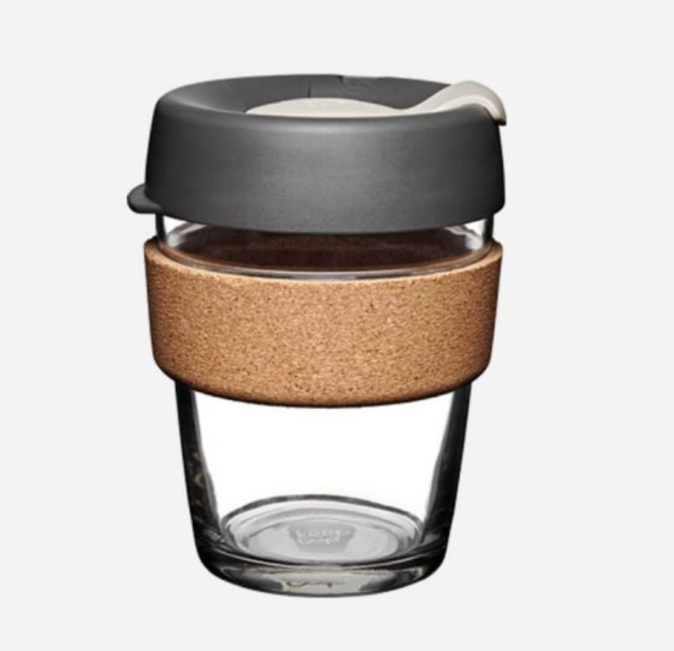 sustainable gifts for travelers: reusable coffee cup