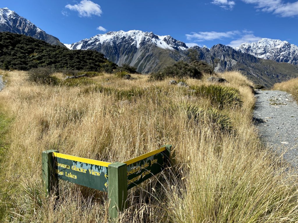 blue lakes and tasman glacier sign and trail