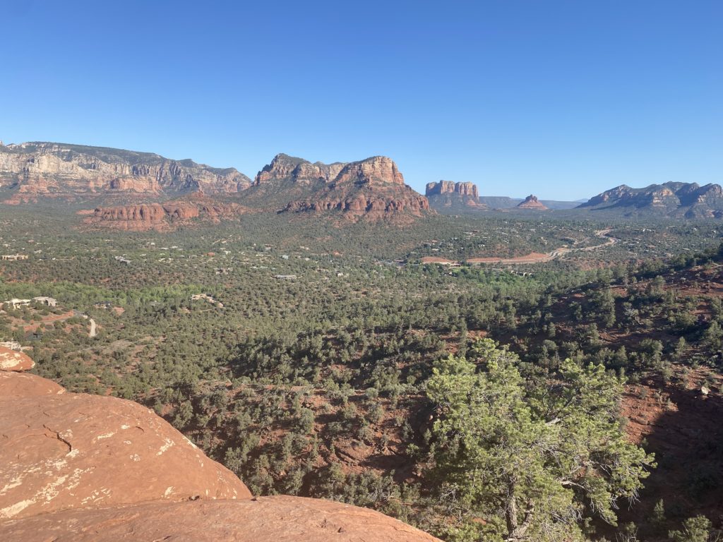 Sedona itinerary: views from Airport Mesa summit