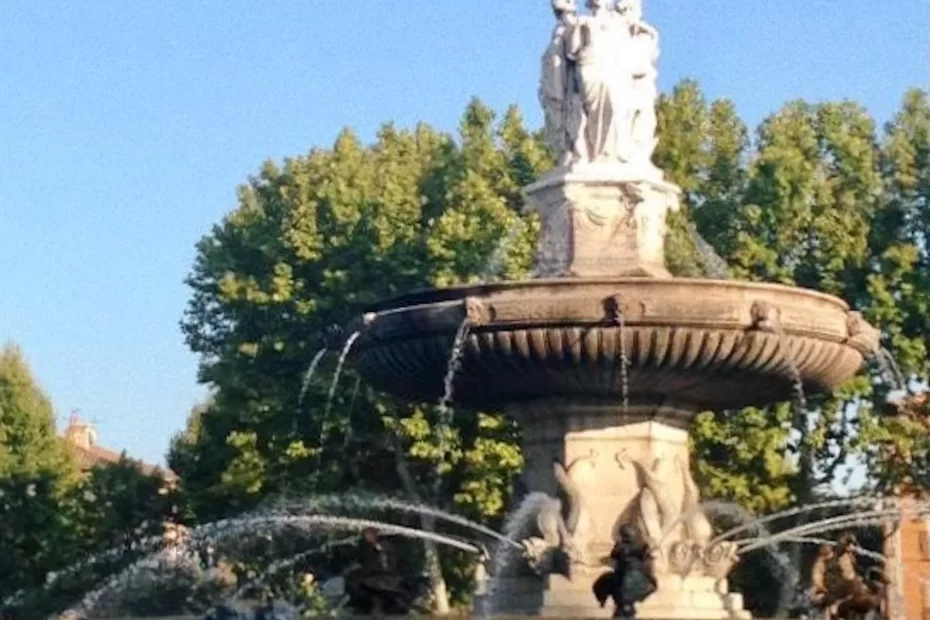 La Rotonde fountain in Aix-en-Provence, France