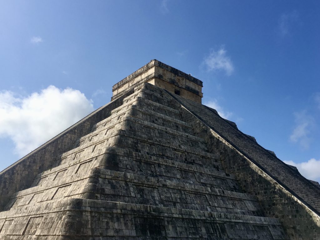 Chichén Itzá from Valladolid: El Castillo/Pyramid of Kukulcan, Chichén Itzá, Yucatan Peninsula, Mexico