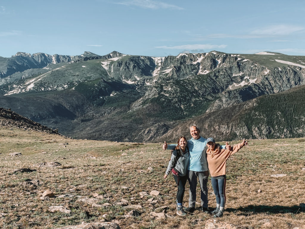 Rocky Mountain National Park itinerary: Family picture on Ute Trail, Colorado