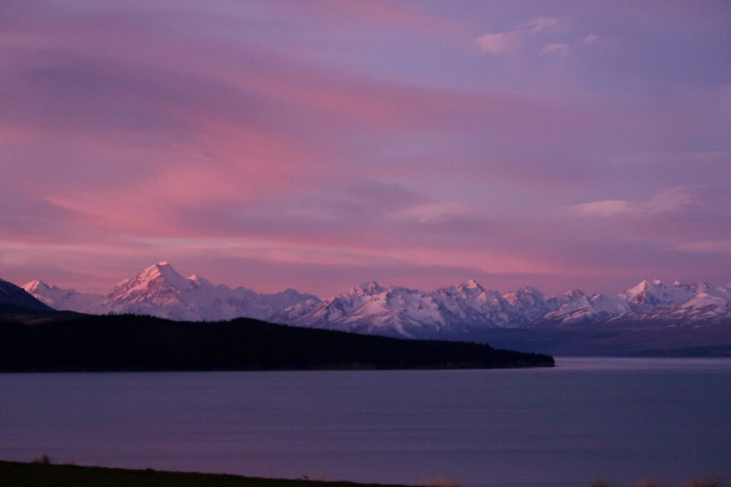 View of Lake Pukaki and Aoraki/Mt Cook at sunset, South Island New Zealand